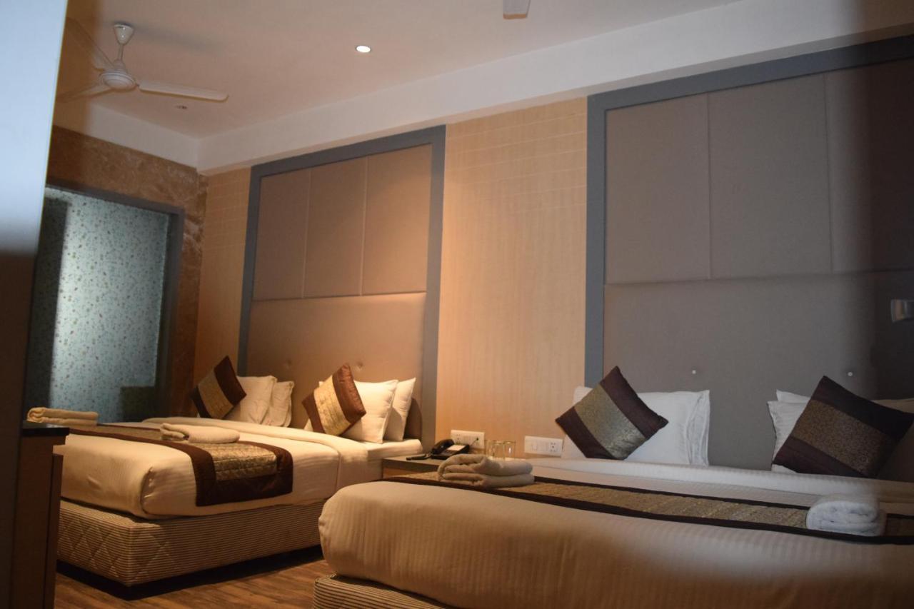 Hotel Superb 5 Mins Walk From New Delhi Station Dış mekan fotoğraf