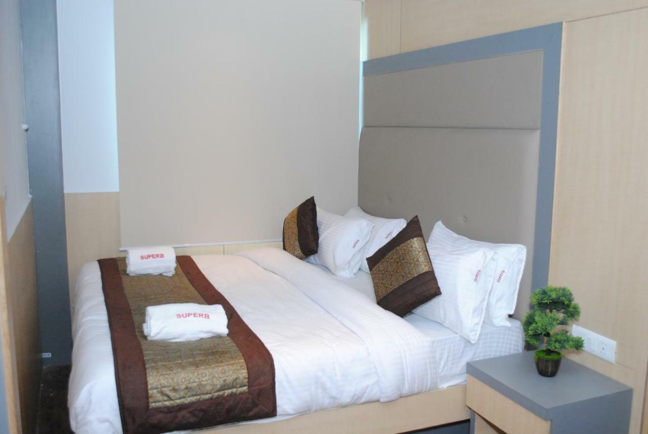Hotel Superb 5 Mins Walk From New Delhi Station Dış mekan fotoğraf