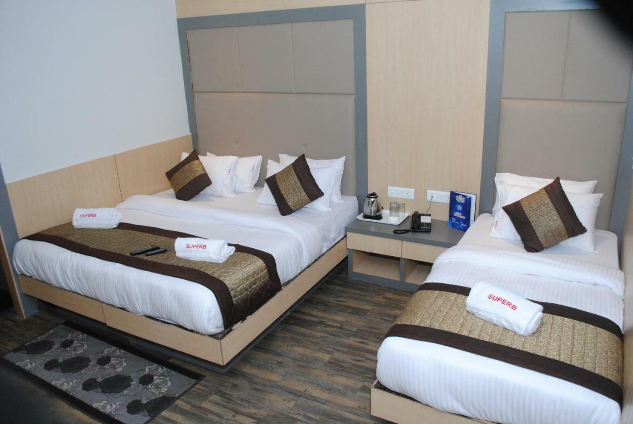 Hotel Superb 5 Mins Walk From New Delhi Station Dış mekan fotoğraf