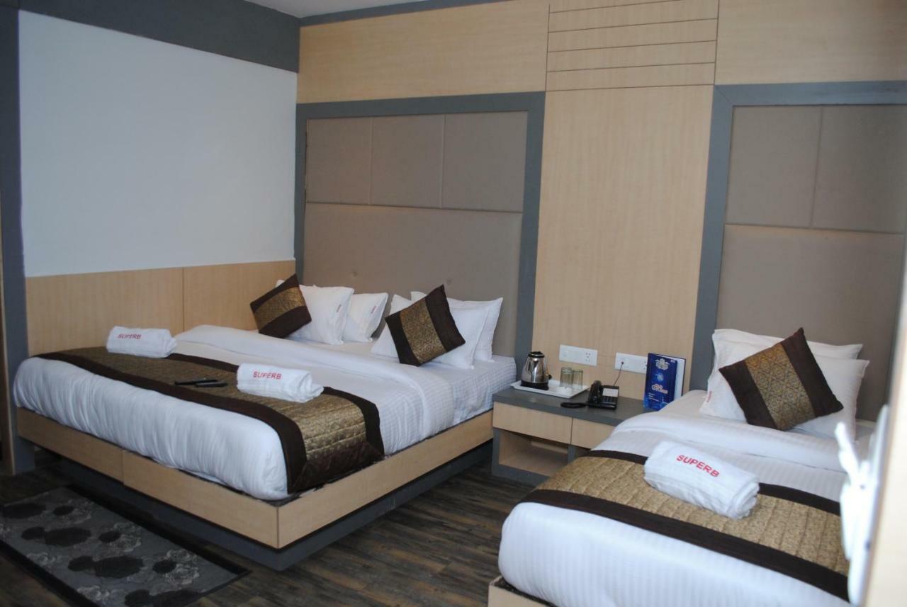 Hotel Superb 5 Mins Walk From New Delhi Station Dış mekan fotoğraf