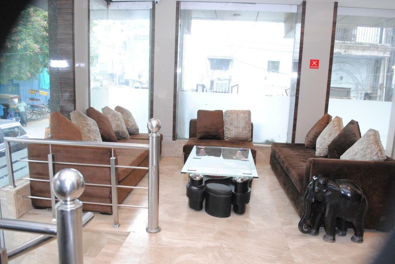 Hotel Superb 5 Mins Walk From New Delhi Station Dış mekan fotoğraf