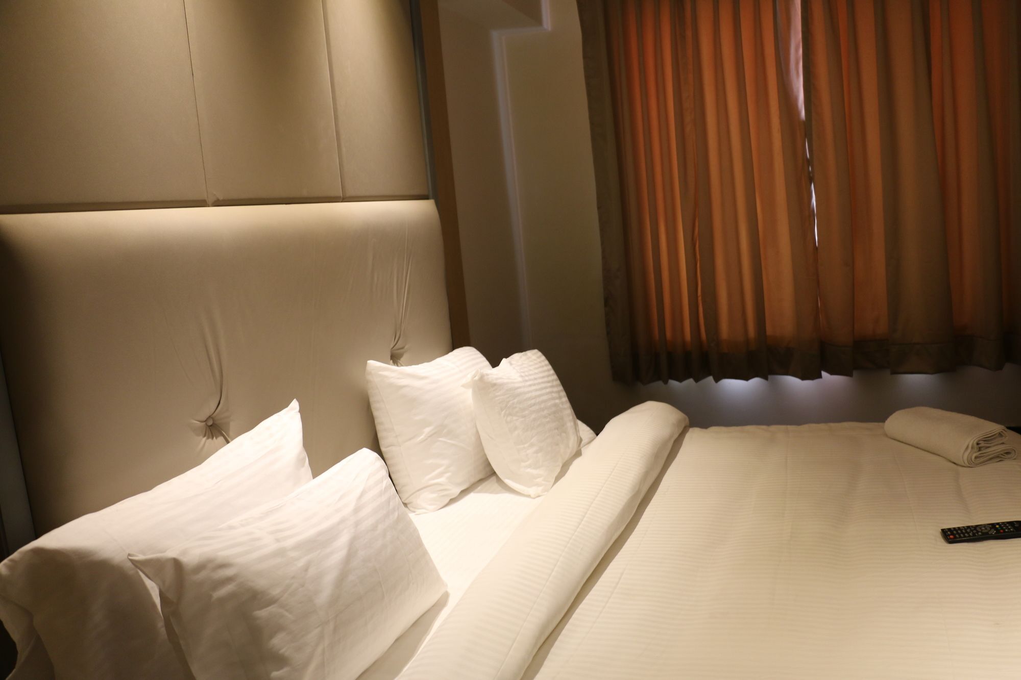 Hotel Superb 5 Mins Walk From New Delhi Station Dış mekan fotoğraf